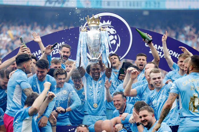 利物浦稍战优势或双杀巴黎 加时赛并非天方夜谭（利物浦略占上风有望再胜巴黎 加时大战并非不可能）