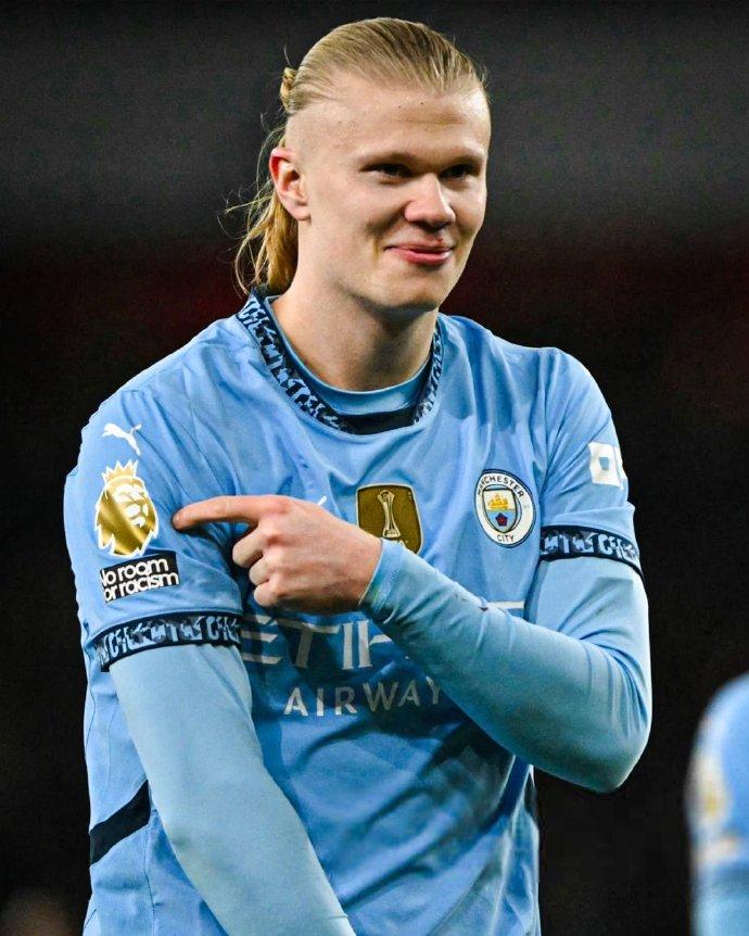 意媒：国米可以启用青训小将卡马特，以应对邓弗里斯伤缺情况（意媒：邓弗里斯伤缺，国米或启用青训小将卡马特顶替）