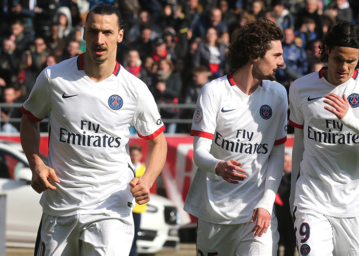 拜仁3比1逆转葡萄牙体育，欧冠小组赛六轮全胜（拜仁3-1翻盘葡萄牙体育，欧冠小组赛豪取六连胜）