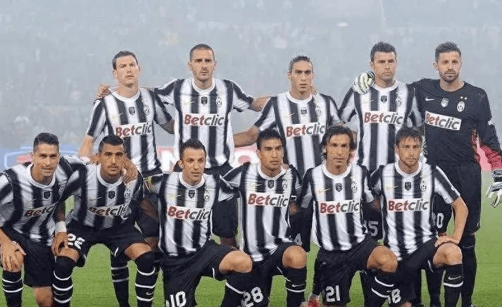 意媒：小法以后留在意甲可能性不大，大概率会前往巴萨或曼城（意媒：小法留在意甲几率不高，或大概率转投巴萨或曼城）